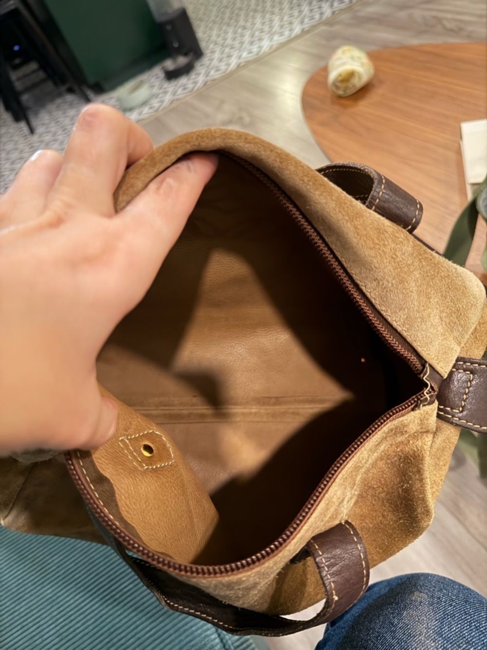 Loewe Tan Suede Boston with Brown Leather Handles - Picture 5 of 7